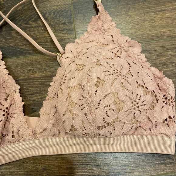 Aerie lace bralette - Picture 2 of 9